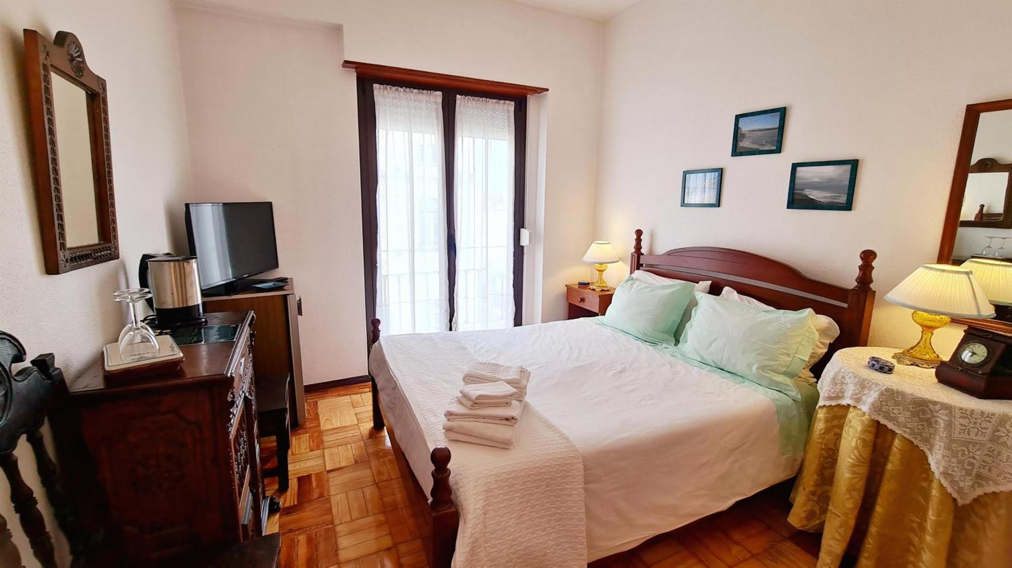 Solar Dos Carvalhos - Apartamentos De Turismo Nazare Luaran gambar