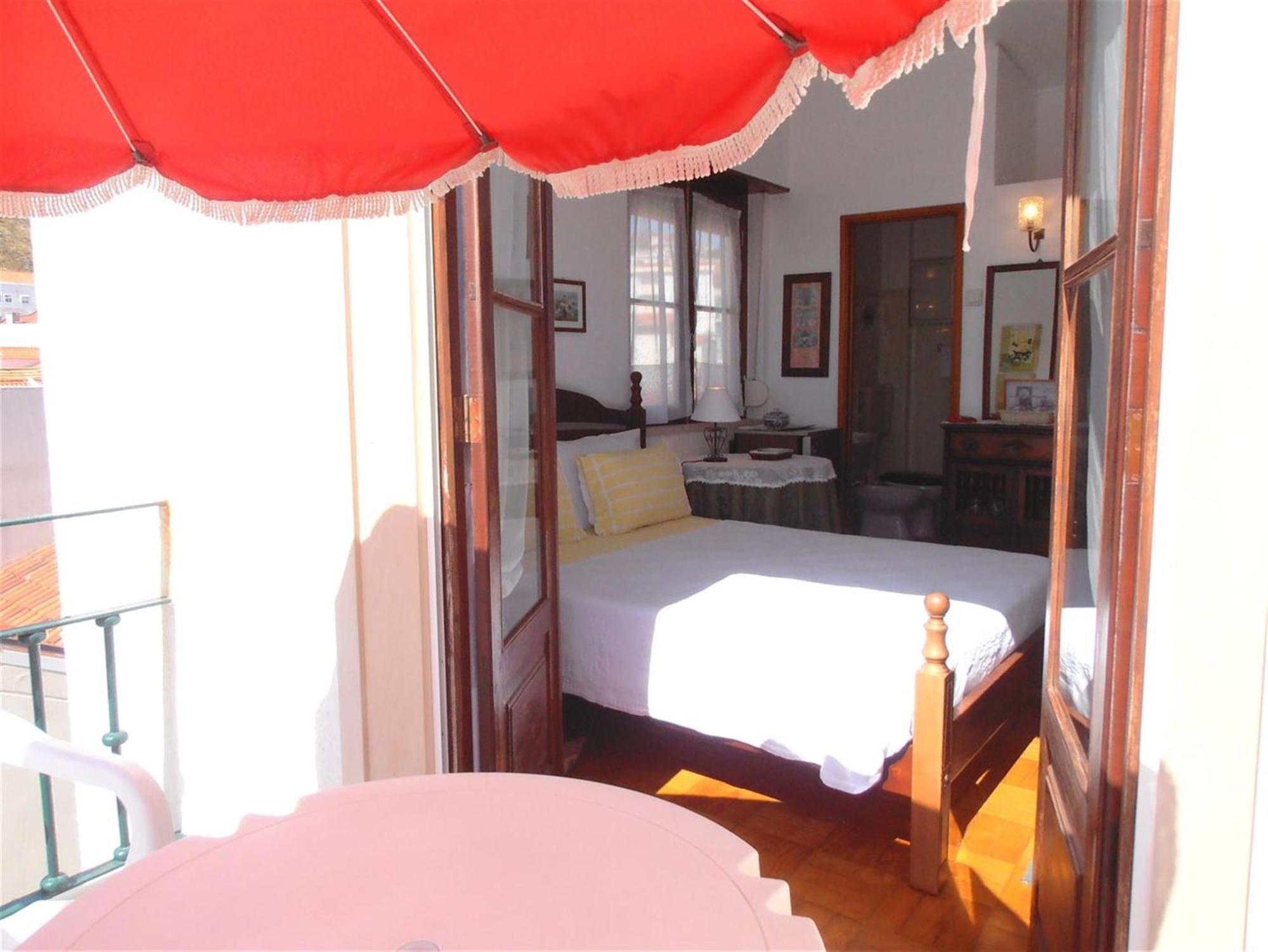 Solar Dos Carvalhos - Apartamentos De Turismo Nazare Bilik gambar