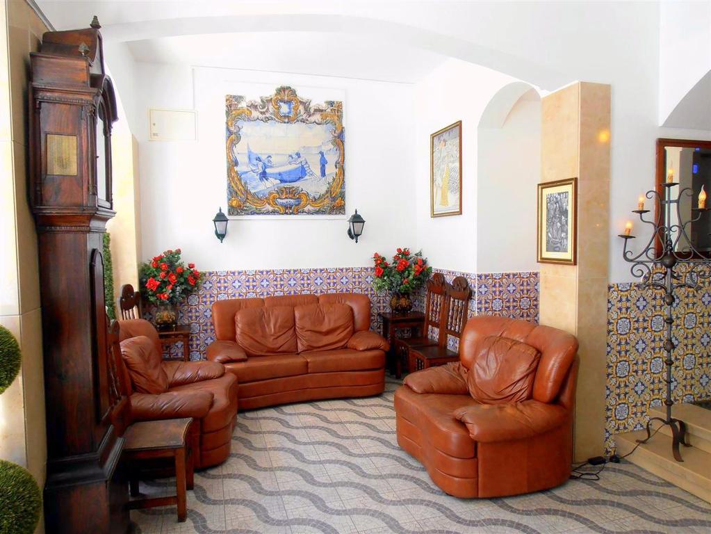 Solar Dos Carvalhos - Apartamentos De Turismo Nazare Luaran gambar